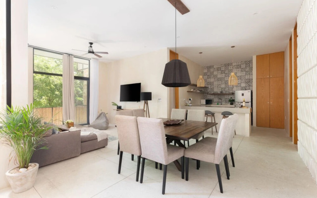 Manor 5 By Lockey