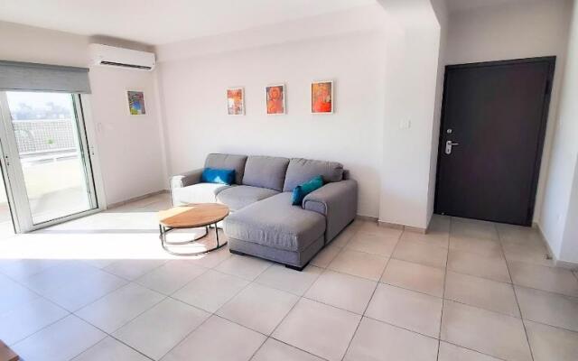 Sea Breeze Central, 2bed