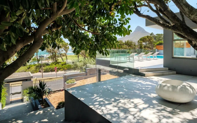 Ocean View Camps Bay 5bed Villa w Pool Valtameri