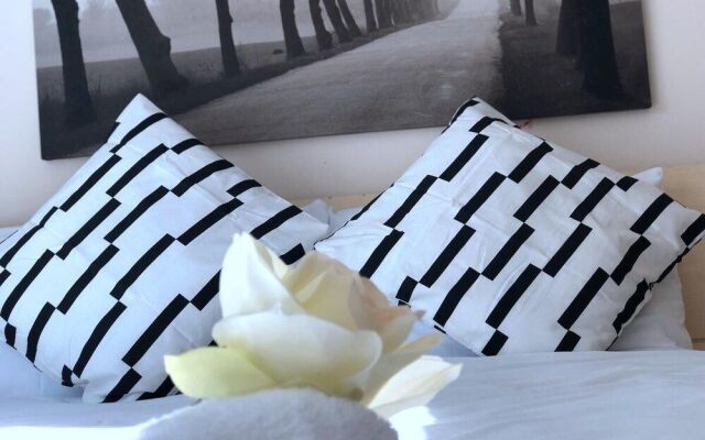 Cube Mailbox City Walk Garden View