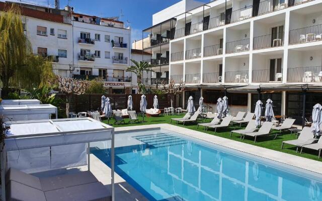 Hotel Windsor Tossa – Adults Only +16