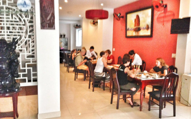 Golden Star Hotel