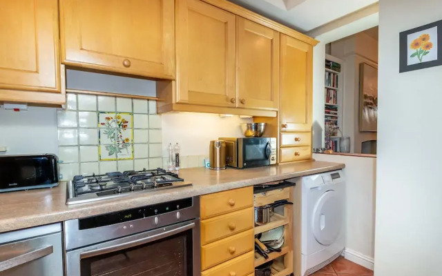 The River Cam Escape - 5BDR with Private Garden with Pond