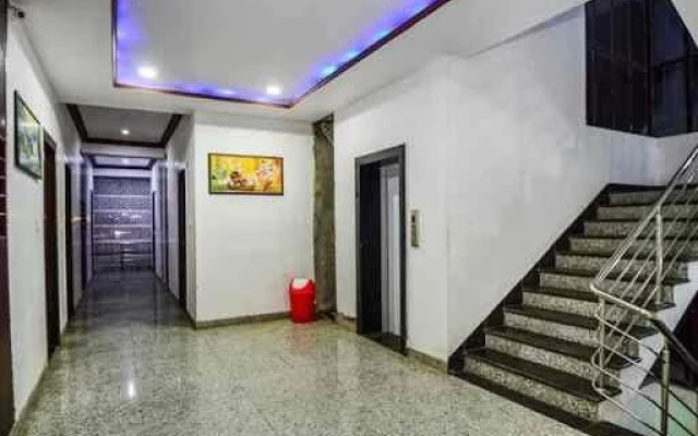 Hotel Palace On The Way