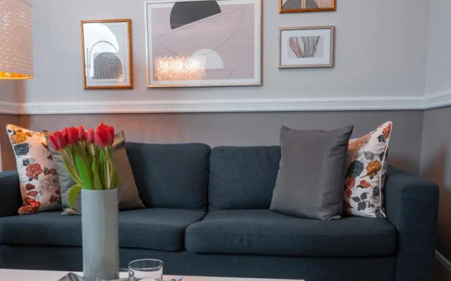 90qm Ferienwohnung Berlin Zentrum Nähe Prenzlauer Berg, 2 Bäder