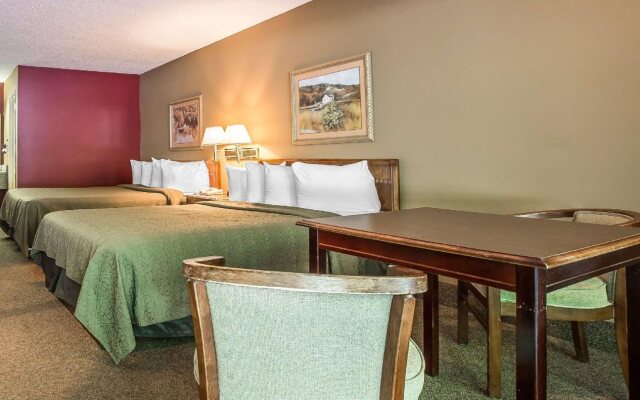 Quality Inn & Suites Mt Chalet