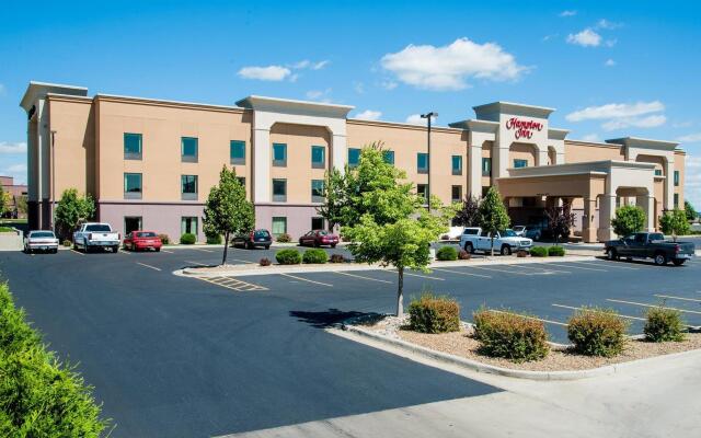 Hampton Inn Bismarck