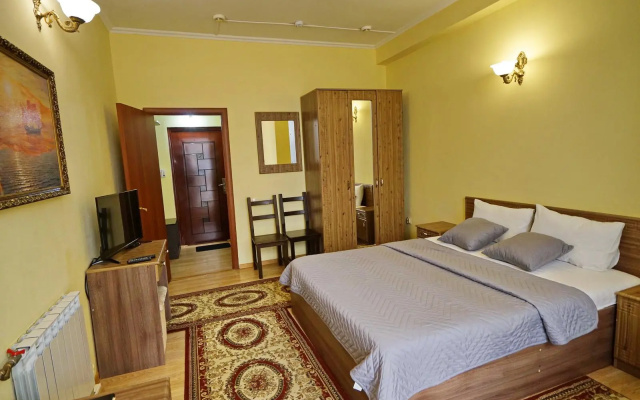 Hotel Leto