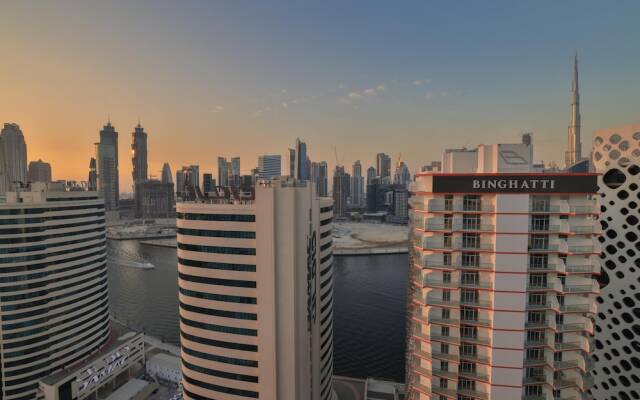 Luxe 1Bed Apt - Balcony & View