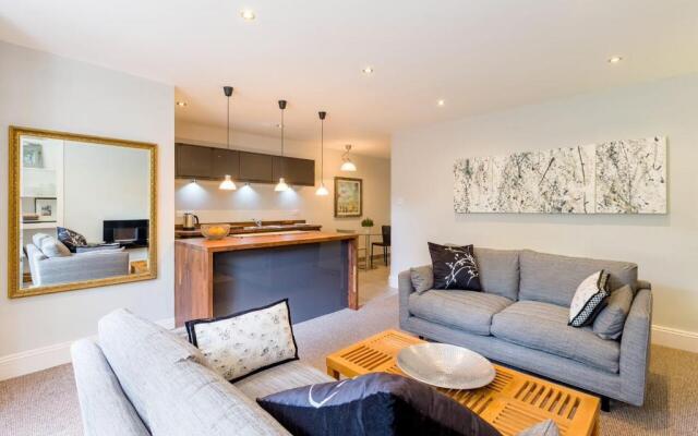 Luxury Apartments - 22 Garden Flat