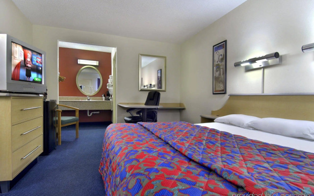 Travelodge by Wyndham San Antonio Lackland AFB North
