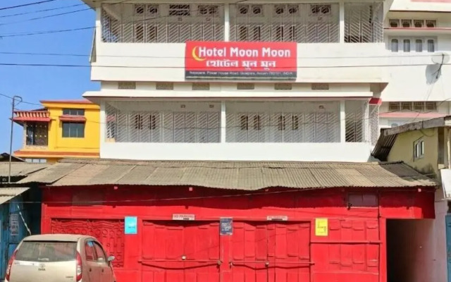 SPOT ON 66402 Hotel Moon Moon
