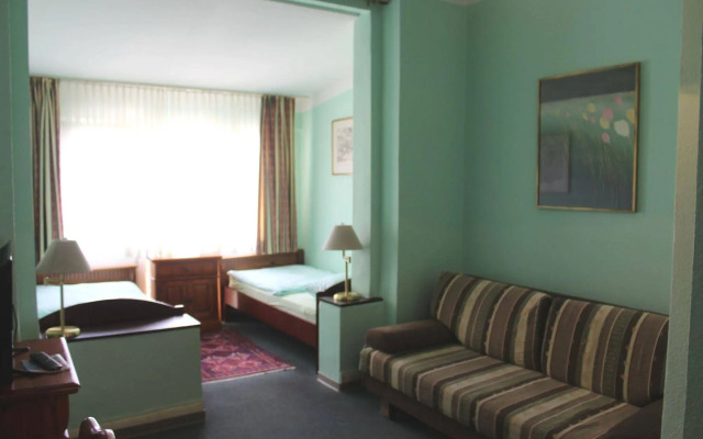 Hotel Am Roonplatz