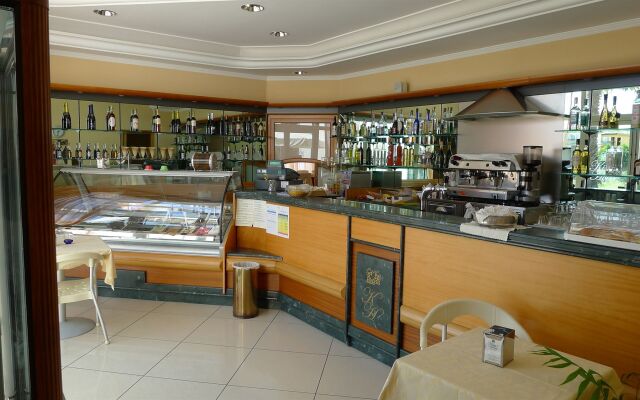 King's House Hotel Resort