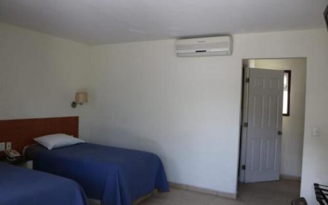 Cypres Hotel & Suites