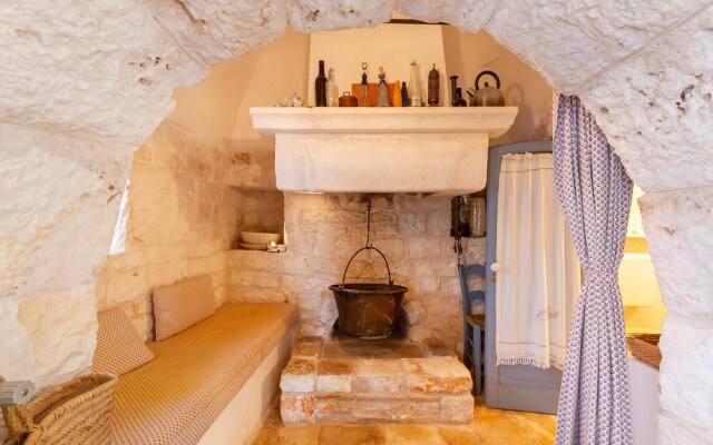 Beautiful Home in Cisternino With 3 Bedrooms and Wifi