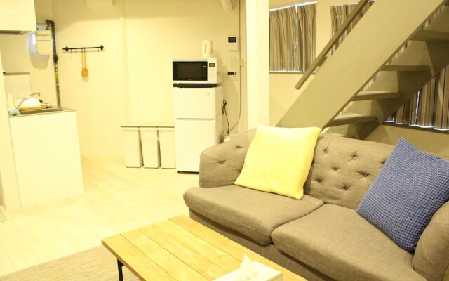 Sekai Hotel Yanagi - Hostel