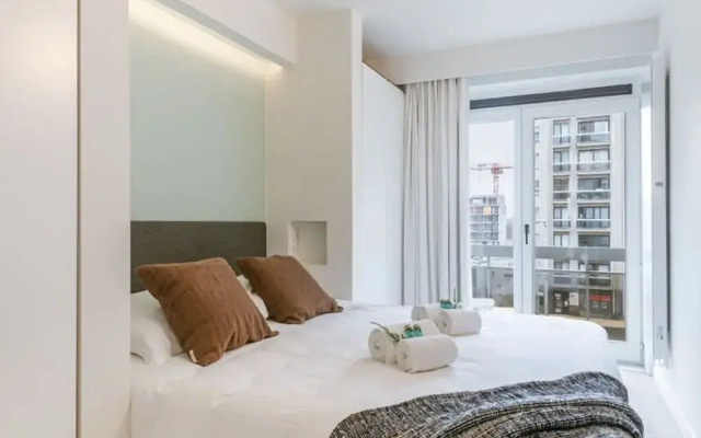 Pleasant Apartment With Frontal sea View