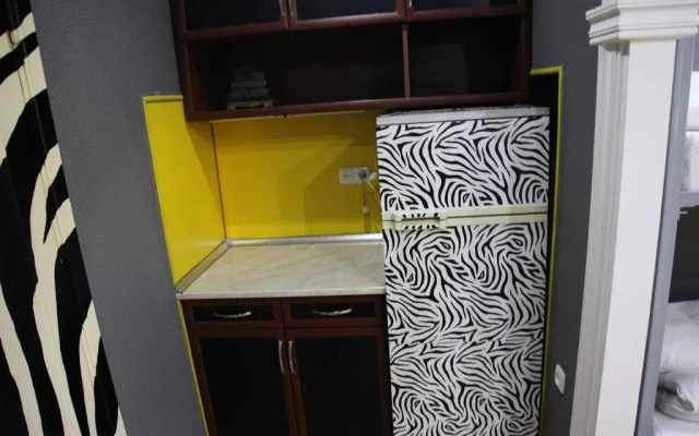 Zebra Hostel & Tours