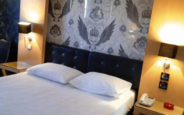Olympic Hotel – Adults Only