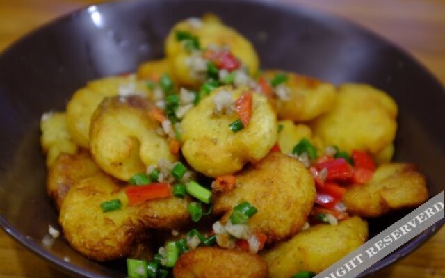 One Mountain Nine Houses