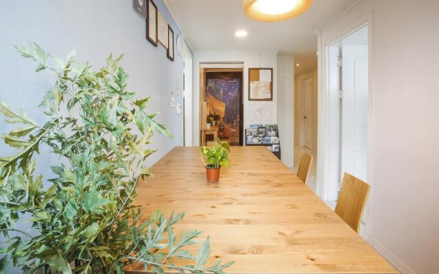 Garosu Stay Guest House