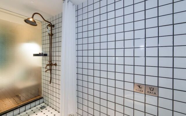 Guilin Nine Rooms Inn