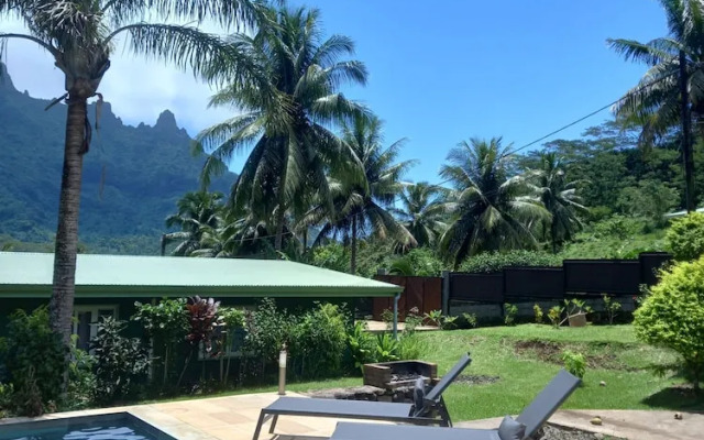 Moorea - Paopao Pool Mountain