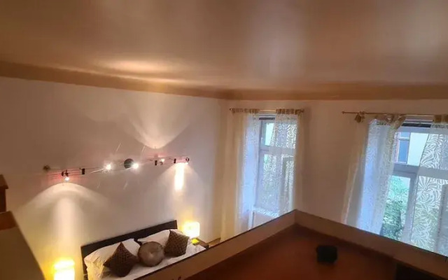 Elegant 2BR Prime Central Location