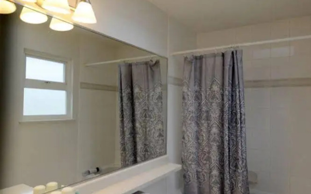 Marpole Guest House