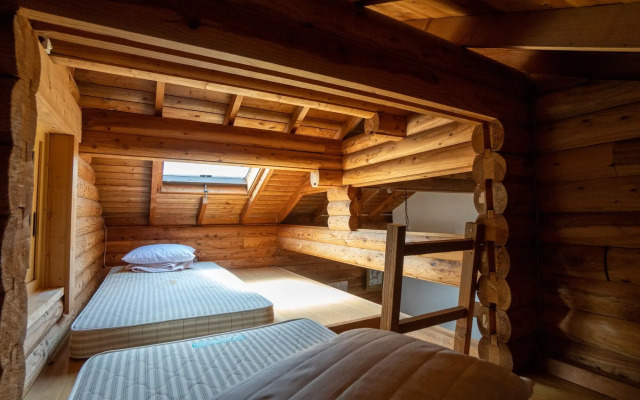 Pension and Log Cottage Hoshinoko