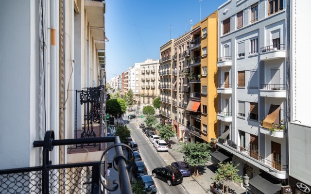 Travel Habitat Literato Azorín