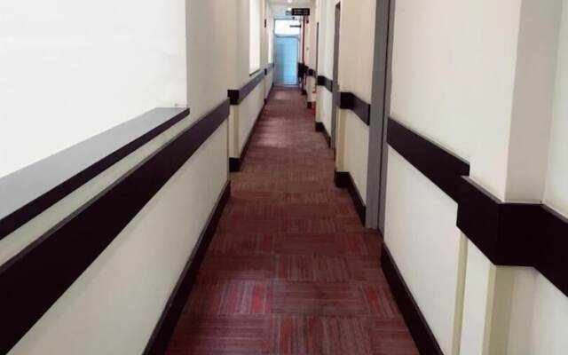 Capital O 89350 Aurora Boutique Hotel