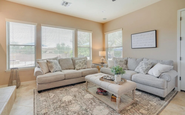 Goodyear Oasis w/ Private Pool & Hot Tub!
