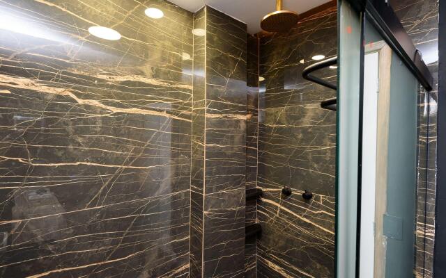 Studio Design a 150m da Praia | NSC 1085/315