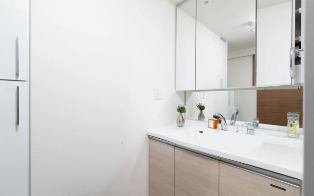 Crystal Exe Nipponbashi St36