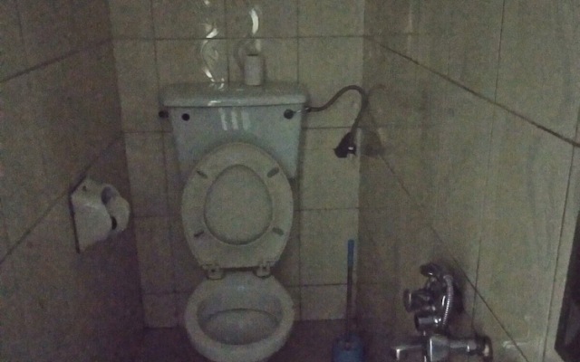Deira Hotel Ltd