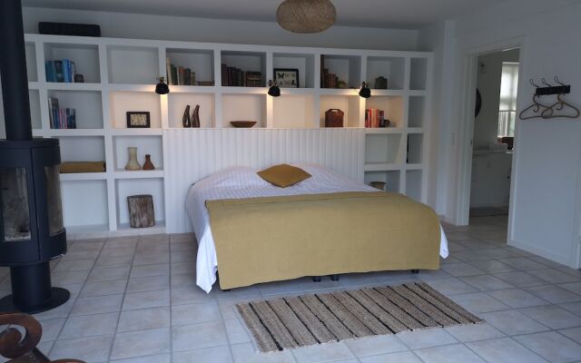 MidtGolf Guest house