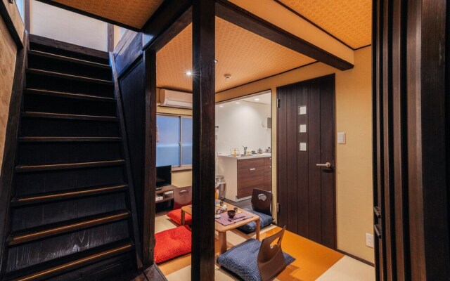 Local stay in Namba
