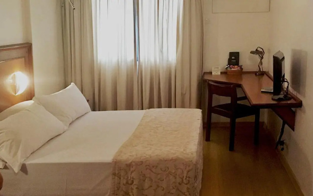 Antonio's Palace Hotel