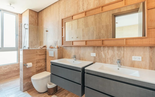 Amazing Penthouse in Exclusive Tower in Capcana