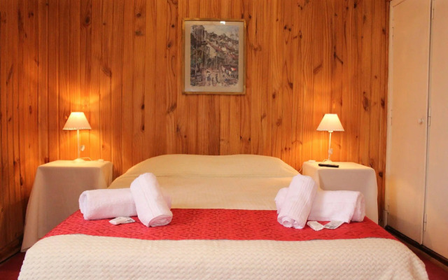 Quimelen Lodge