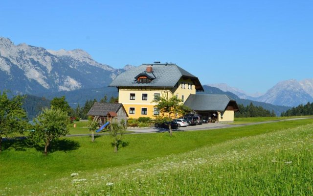 Landhaus Oberlehen - Ferienwohnungen in Abtenau