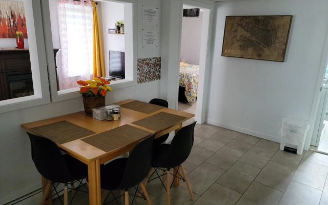 Vibrant apartment in the heart of the town