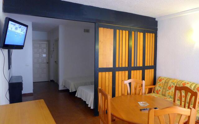 Apartamentos Alboran-Arysal
