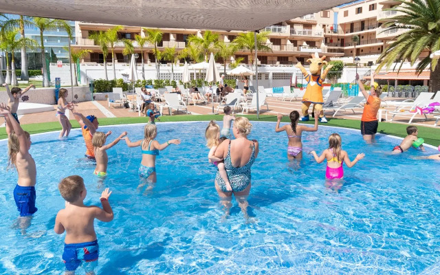 Coral Compostela Beach Hotel