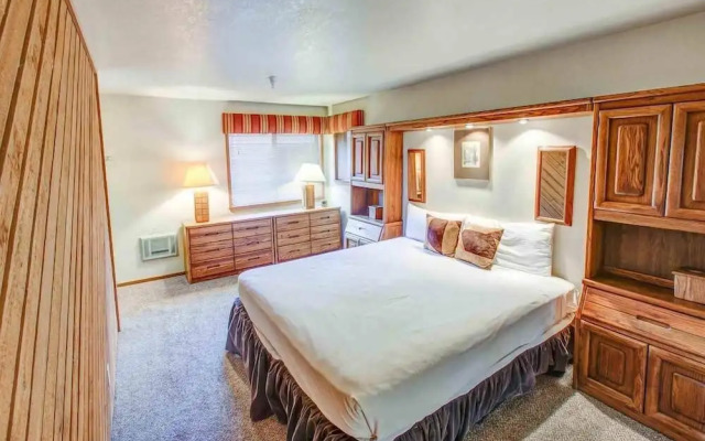 Aspen Creek 204 - Three Bedroom Condo