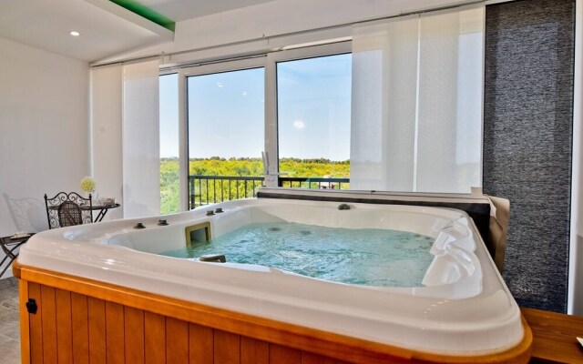 Superior 4 Villa Antea With Pool Jacuzzi, Zadar