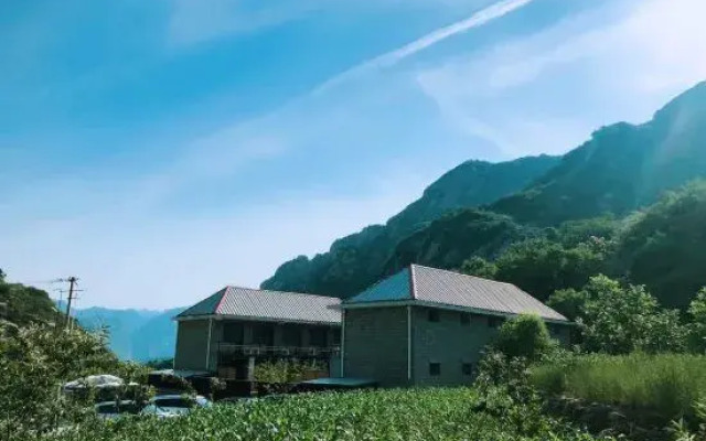 Beijing Tianmen Shanchuanli Homestay (Qinglianggu Branch)