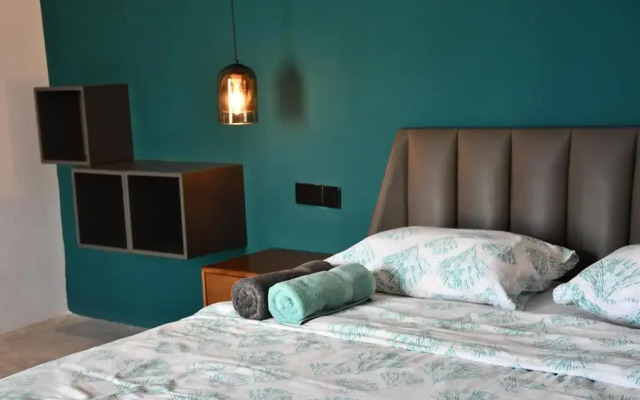 V Hotel In Paje